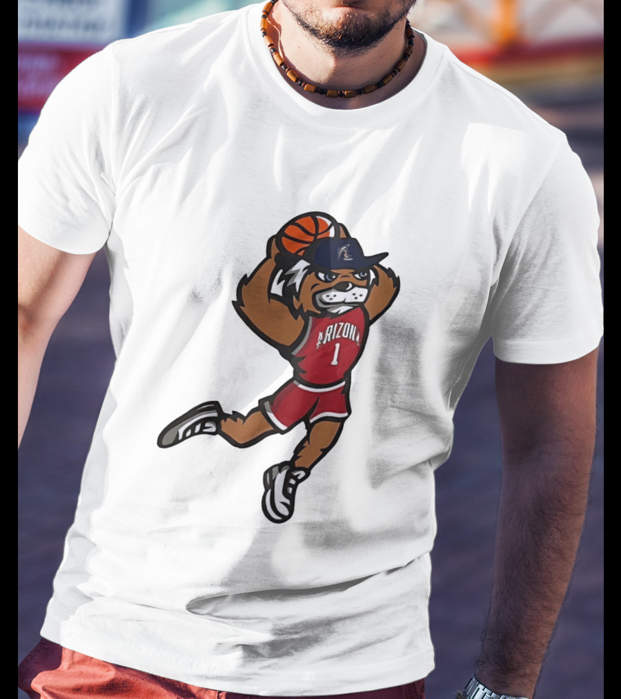 Arizona Wildcats Basketball Mascot Slam Dunk Action T-Shirt