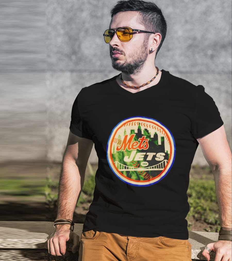 New York Mets Jets Football Baseball Crossover Skyline Bridge T-Shirt