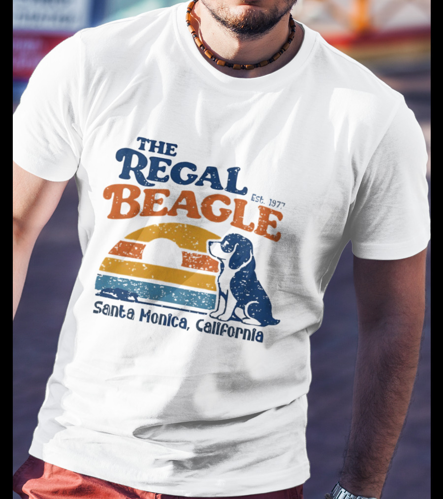 The Regal Beagle Santa Monica California Est 1977 Vintage Sunset Dog T-Shirt