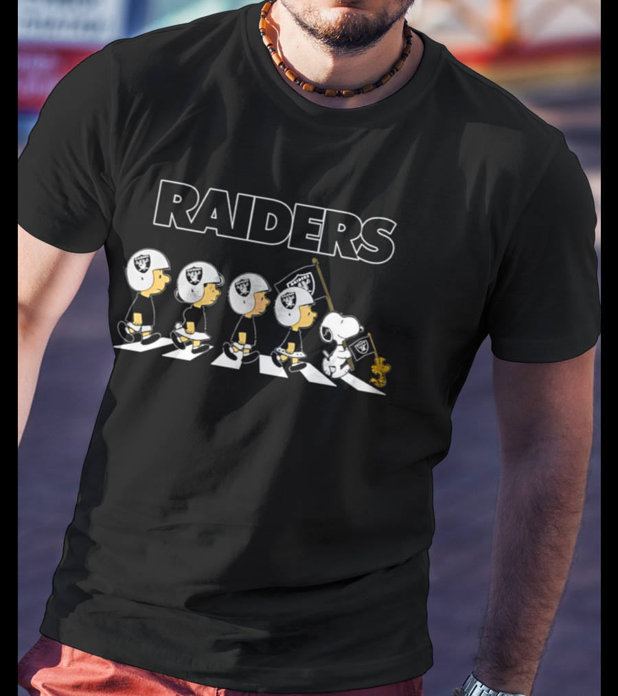 Peanuts Raiders Football Flag Parade With Snoopy And Friends T-Shirt