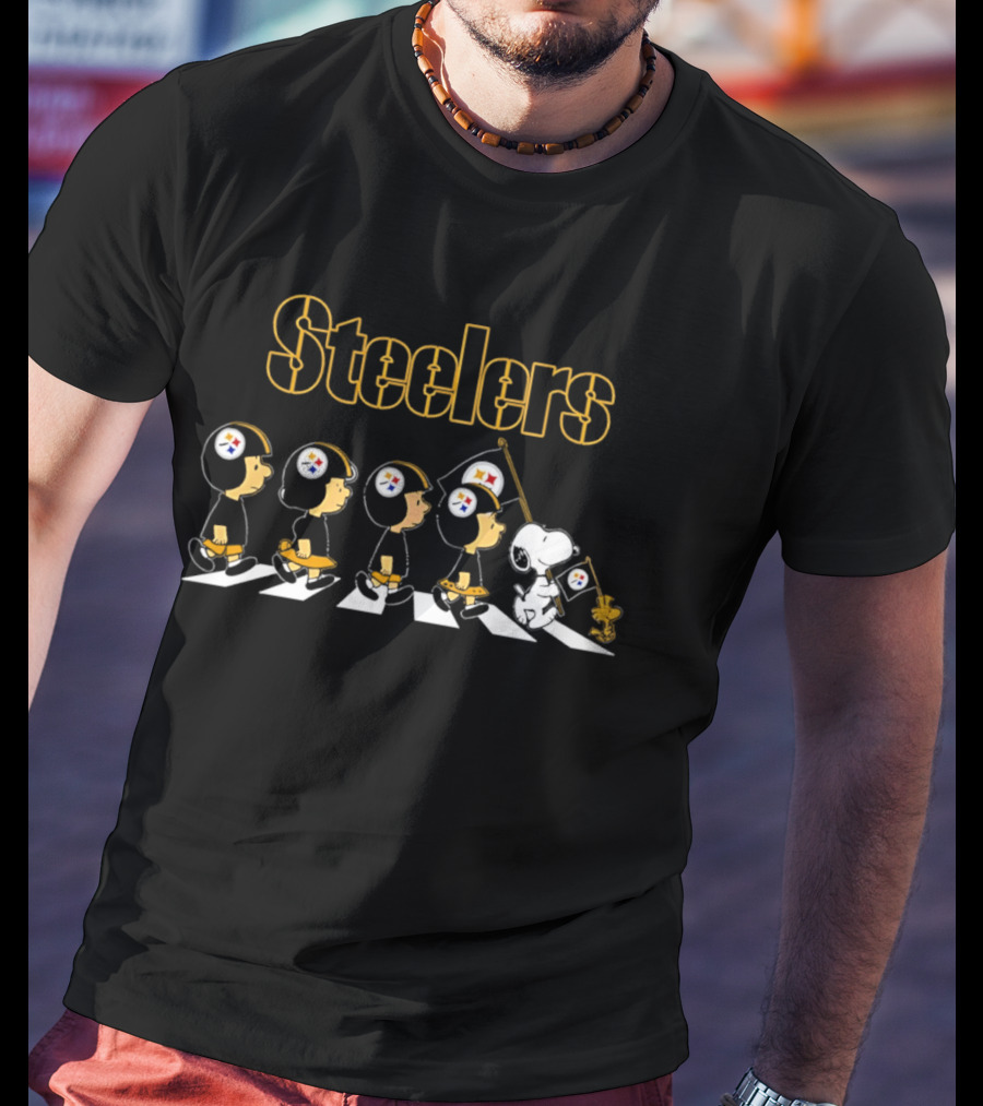 Steelers Peanuts Characters Walking With Football Flag T-Shirt