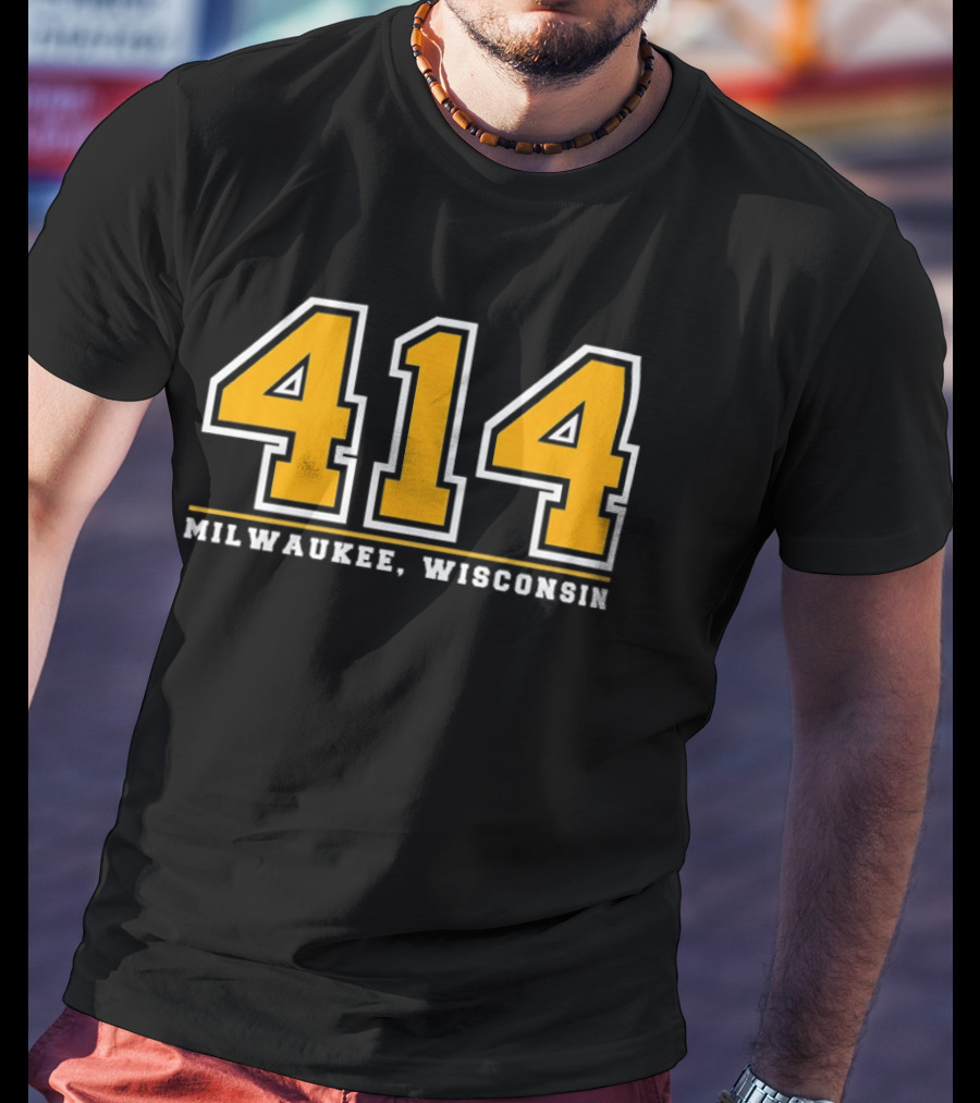 414 Milwaukee Wisconsin Area Code Pride T-Shirt