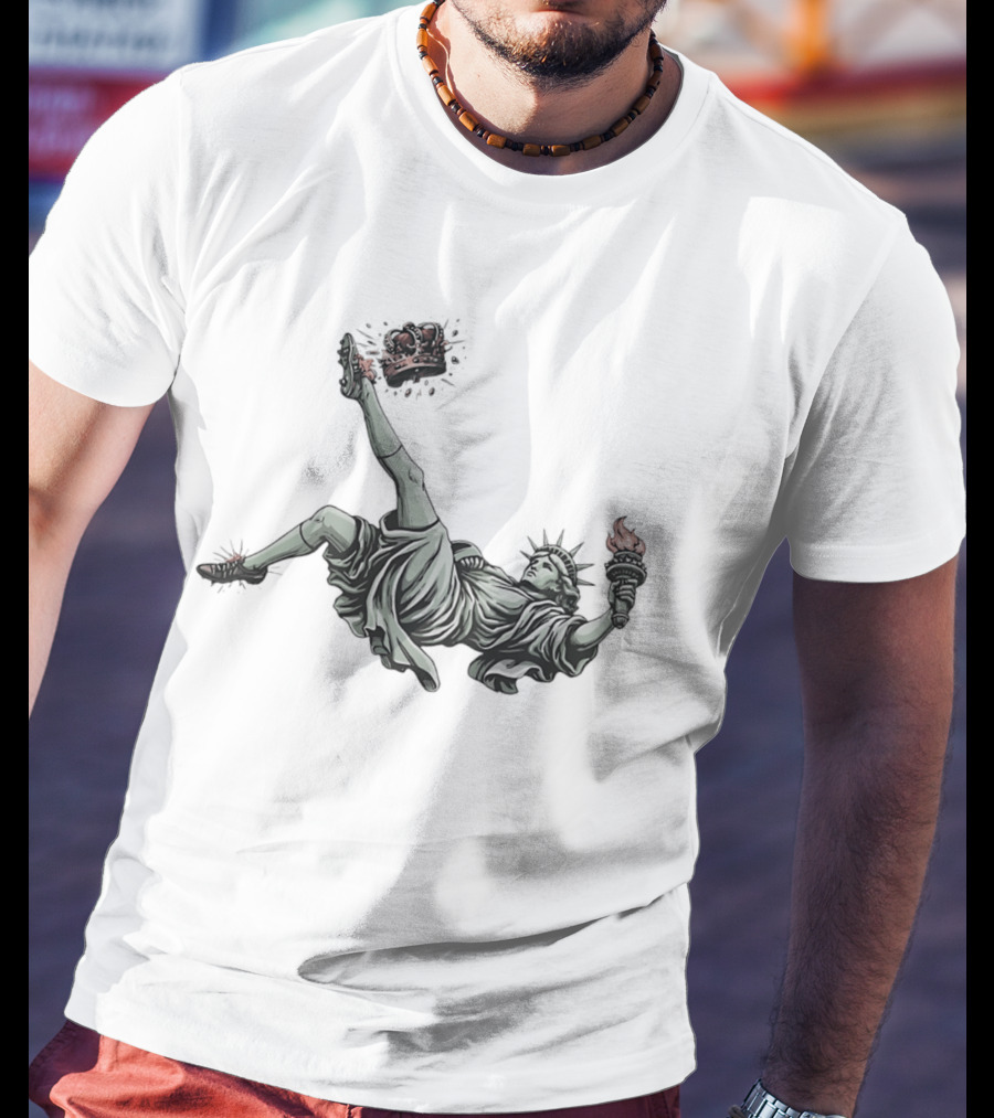 Statue Of Liberty Toppling Crown No Kings T-Shirt