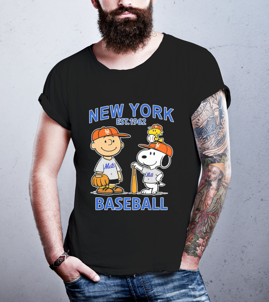 Charlie Brown And Snoopy New York Mets Baseball Est 1962 T-Shirt