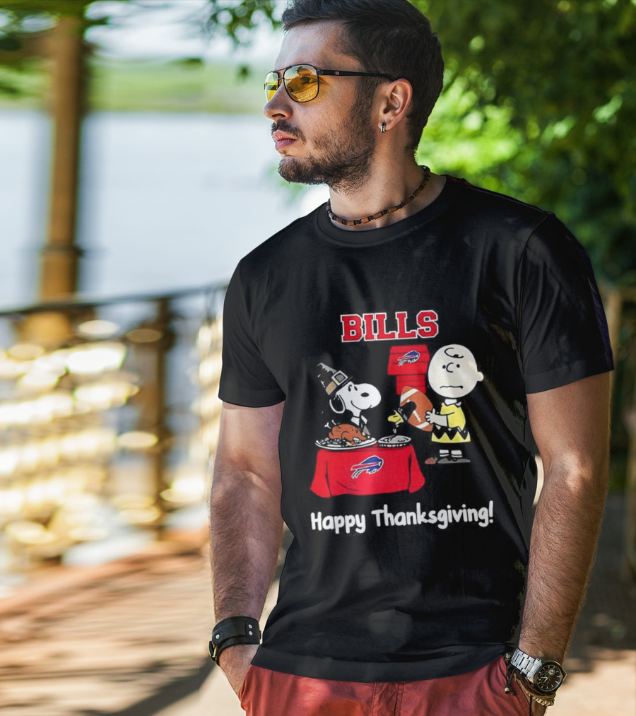 Snoopy And Charlie Brown Celebrate Buffalo Bills Happy Thanksgiving T-Shirt