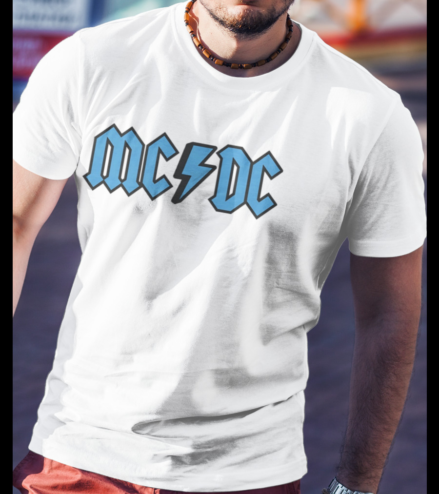 MC DC 28 Cleveland Browns Bolt T-Shirt