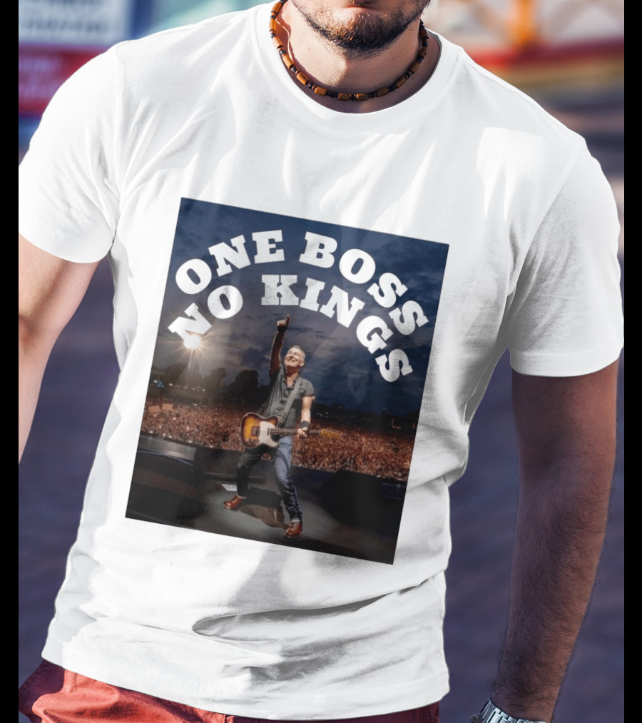 One Boss No Kings Bruce Springsteen Live Concert Crowd Performance T-Shirt