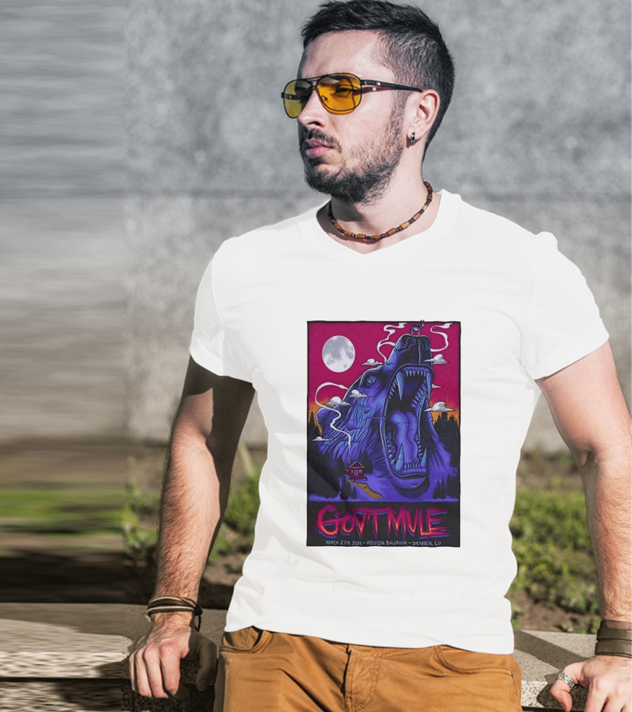Govt Mule Mission Ballroom Denver March 27 2026 Mystical Bear And Moon Scene T-Shirt