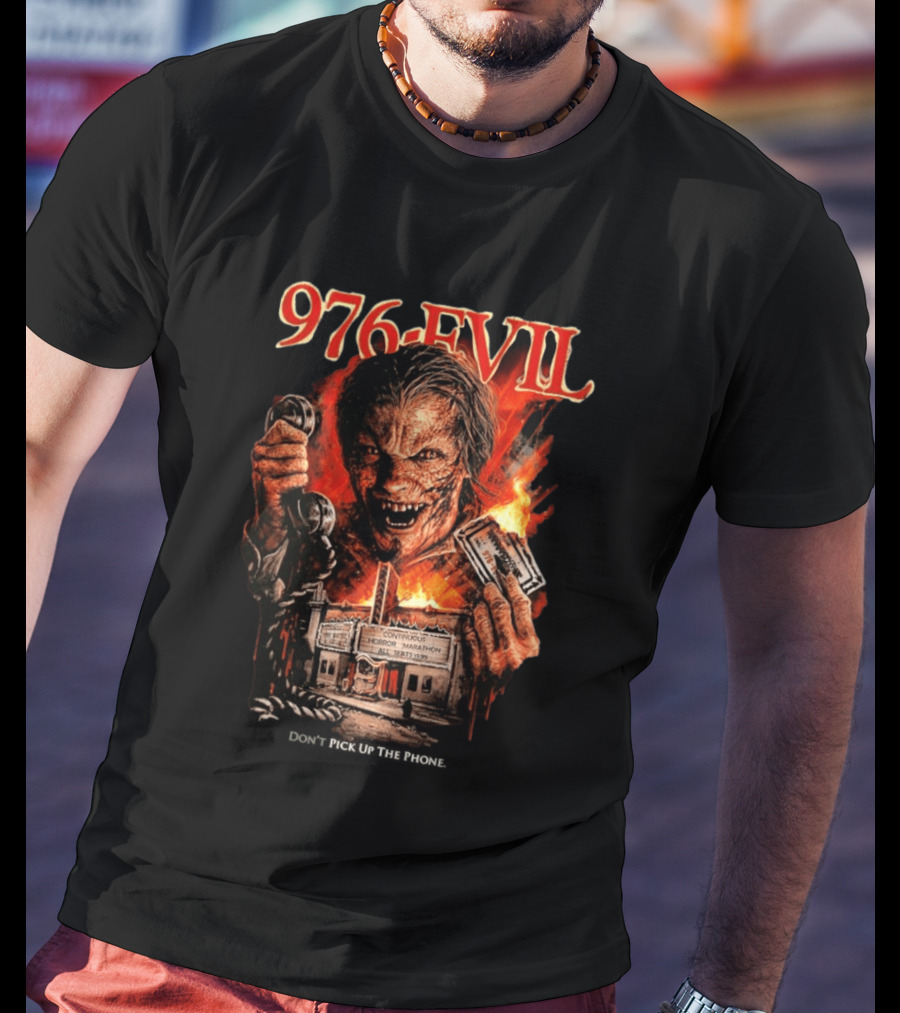 976 Evil Horror Marathon Phone Warning T-Shirt