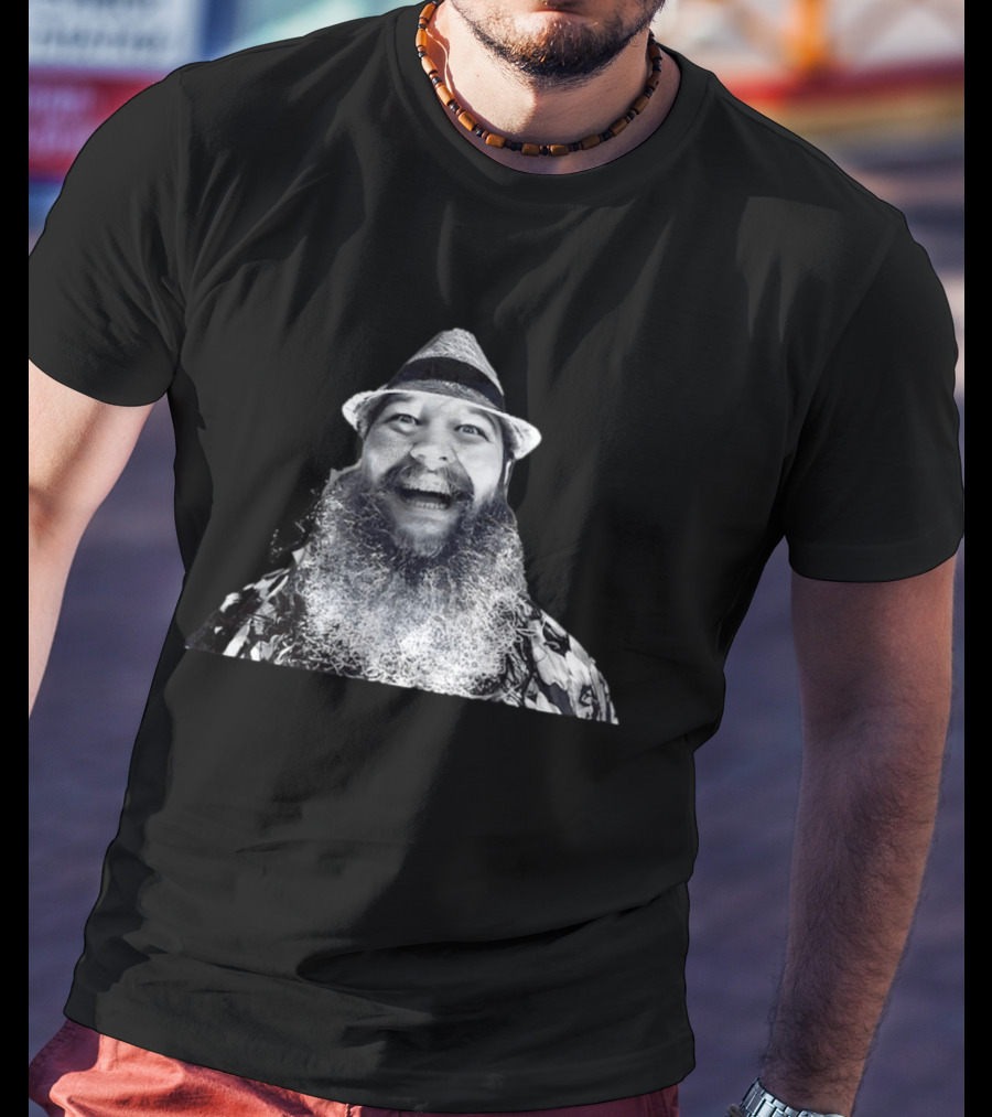 Bray Wyatt WWE Smiling In Straw Hat Iconic Wrestling Image T-Shirt