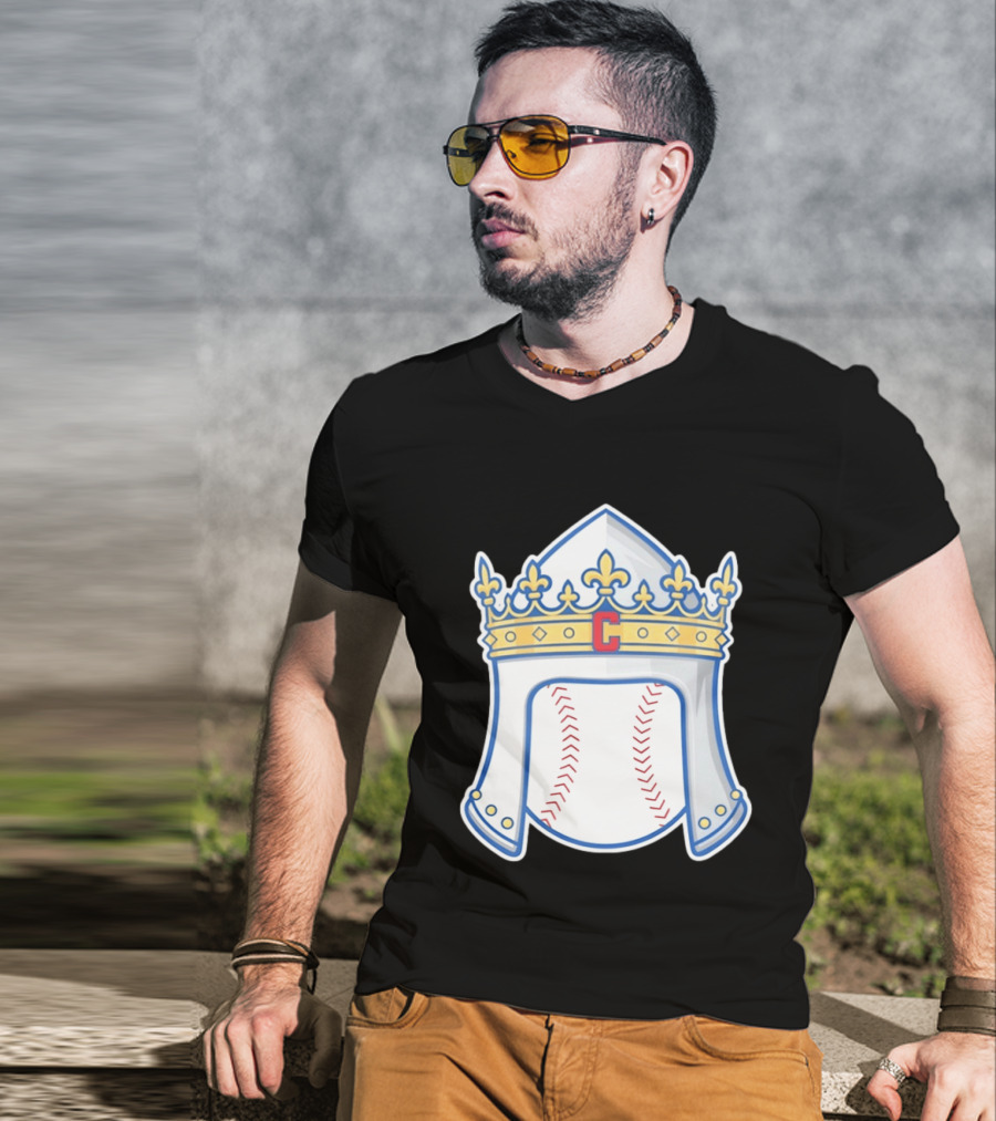 Chicago Cubs Sir Longball Baseball Helmet Crown T-Shirt
