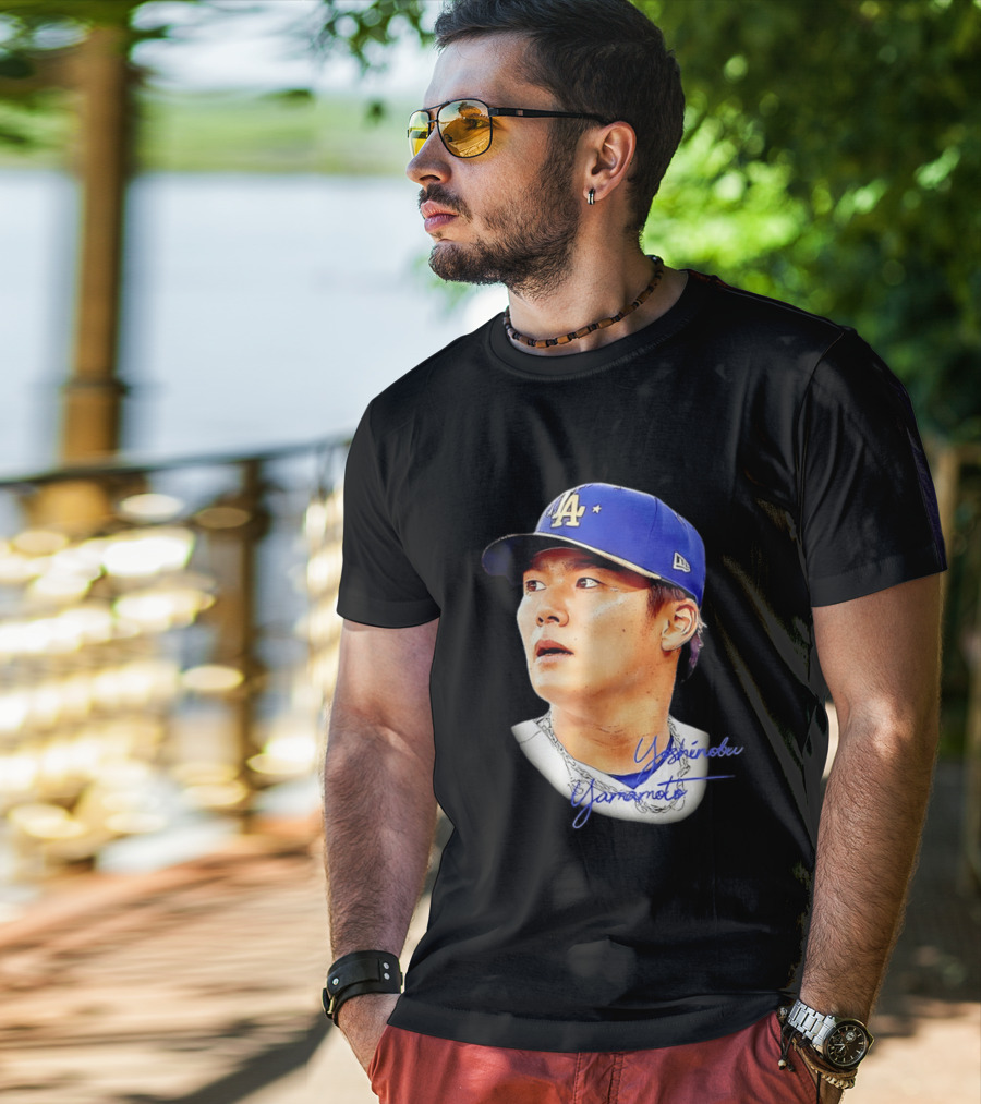 Yoshinobu Yamamoto Los Angeles Dodgers Baseball Player T-Shirt