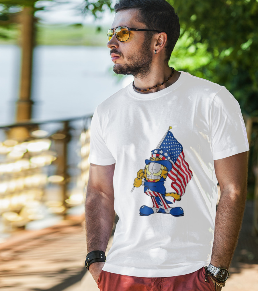 Orange Cat 250 Years Of Freedom Garfield Uncle Sam American Flag T-Shirt