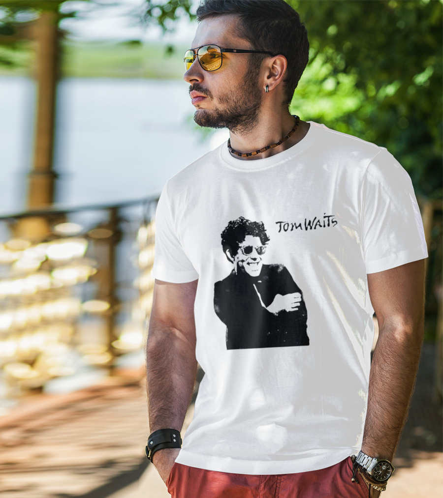 Maya Hawke's Tom Waits T-Shirt