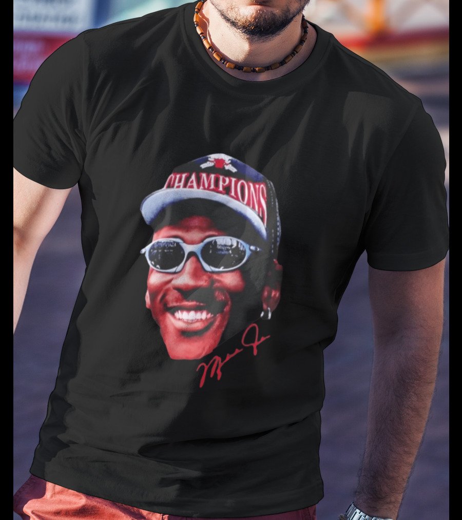 M Jordan Chicago Bulls NBA Champions Big Face T-Shirt