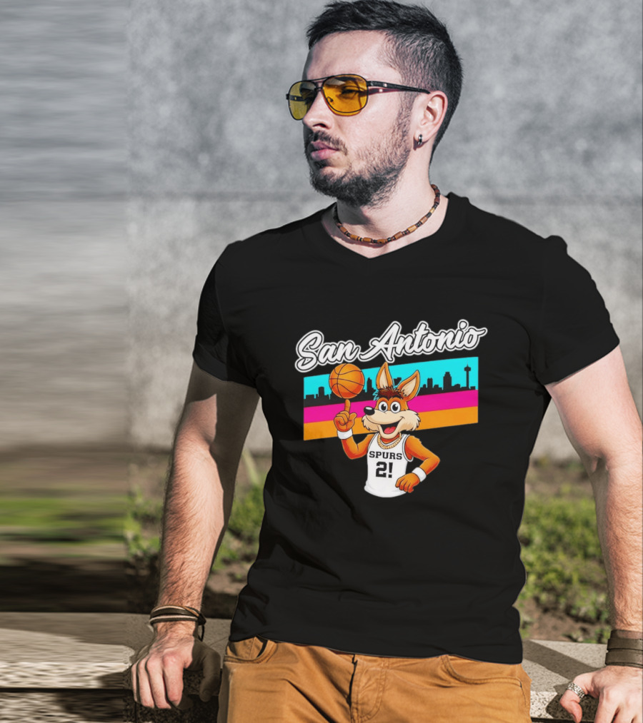 San Antonio Coyote Spurs Basketball Skyline 21 T-Shirt