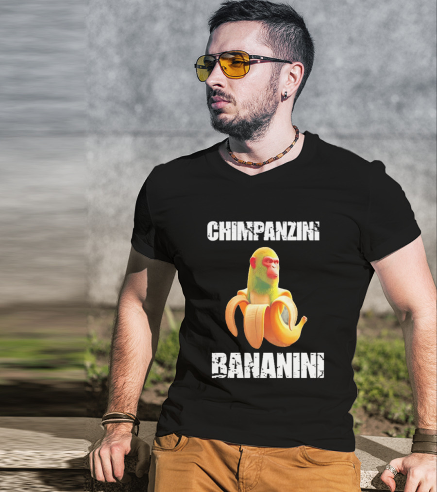 Chimpanzins Bananine Monkey Peeling A Banana T-Shirt