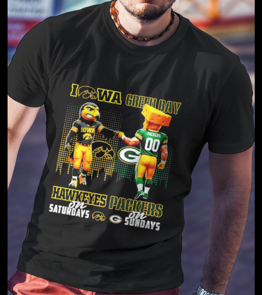Iowa Hawkeyes On Saturdays Green Bay Packers On Sundays City Skyline T-Shirt