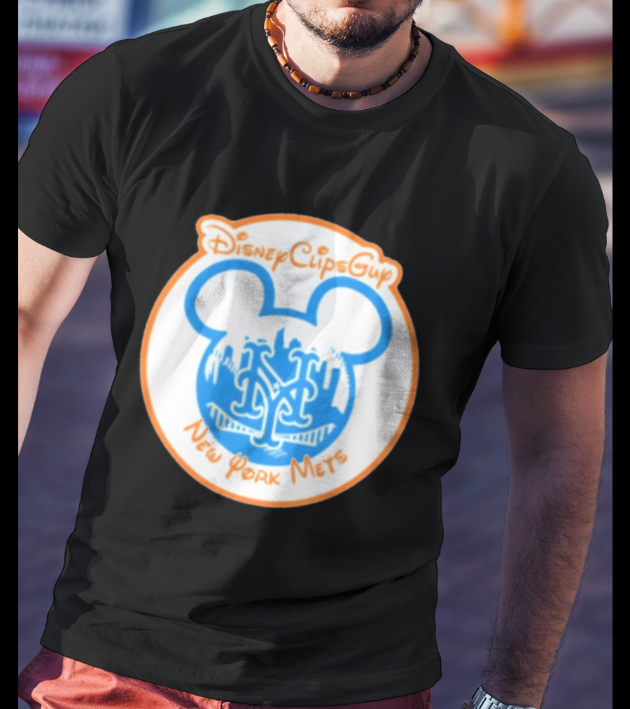 Disney Cups Guy New York Mets Mickey Ears T-Shirt