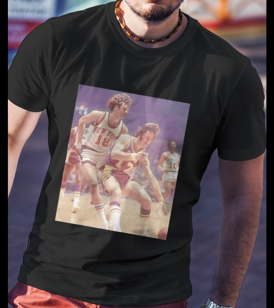 New York 18 Vs Los Angeles 12 Iconic Basketball Legends Phil Jackson Pat Riley Action Moment T-Shirt