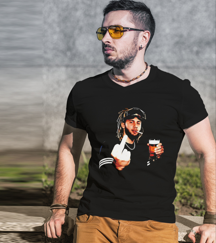 Fernando Tatis Jr Middle Finger Drinking Beer And Smoking T-Shirt