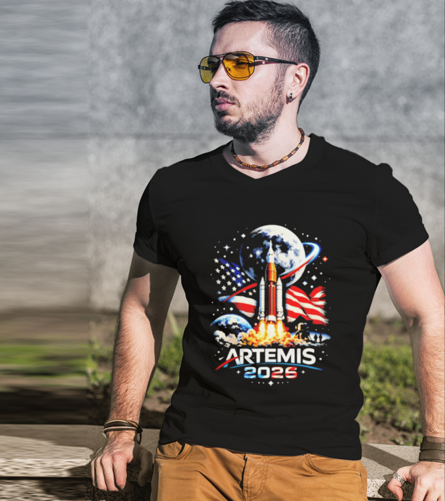 Artemis 2025 Rocket Launch USA Flag Moon Exploration T-Shirt