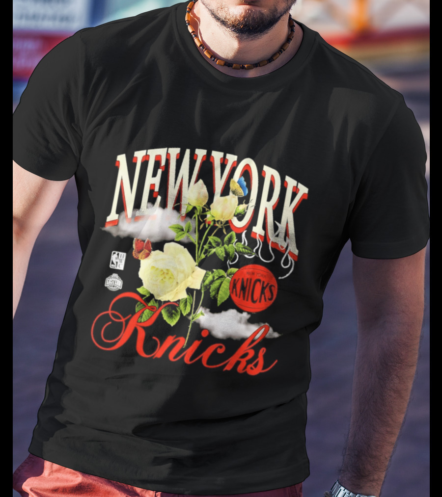 New York Knicks Floral Art With Butterflies And Roses T-Shirt