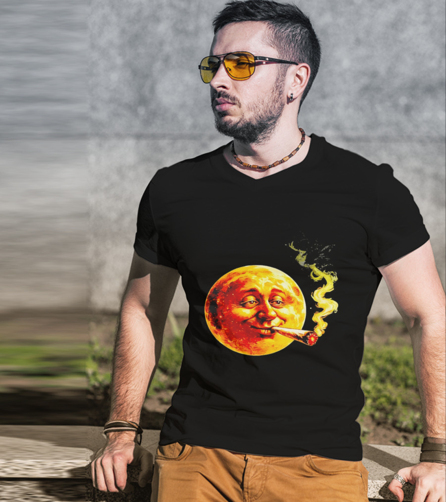 Moon Face Smoking Weed Blunt Lunar Smokers Club T-Shirt