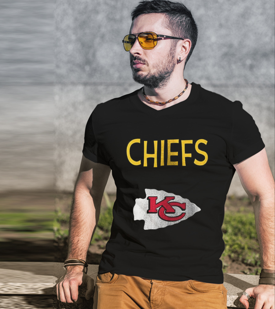 Kansas City Chiefs Peanuts Snoopy Woodstock Go Chiefs Football T-Shirt