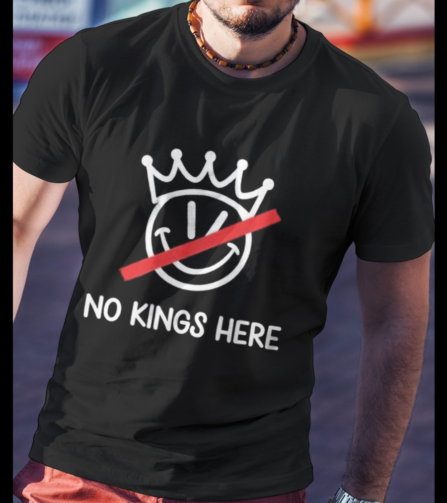 Eric Swalwell No Kings Here Smiley Crown Strikeout T-Shirt