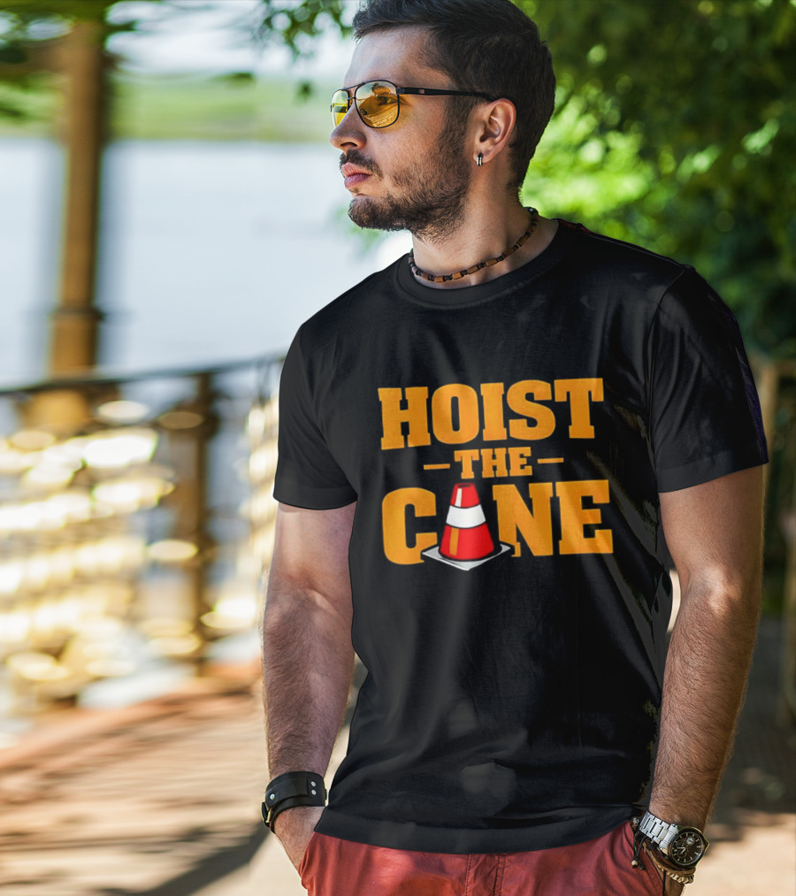 Pittsburgh Pirates MLB Hoist The Cone Baseball Team Graphic Fan Gear T-Shirt
