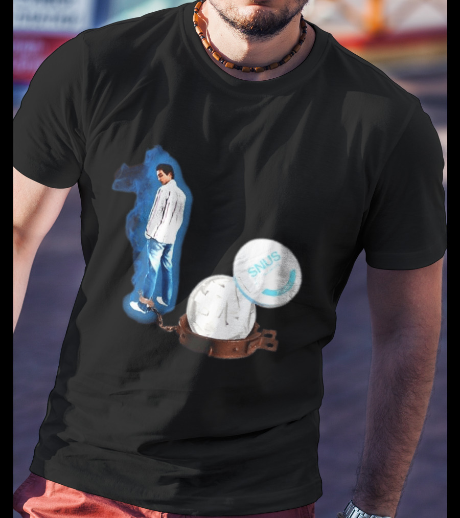A Snus Gekettet Meme With Snus Tin And Chain T-Shirt