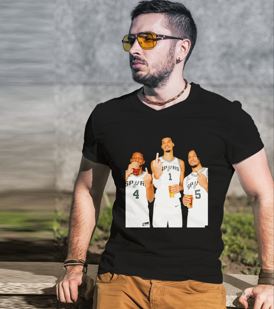 San Antonio Spurs Trinity Beers And Middle Finger Gesture T-Shirt