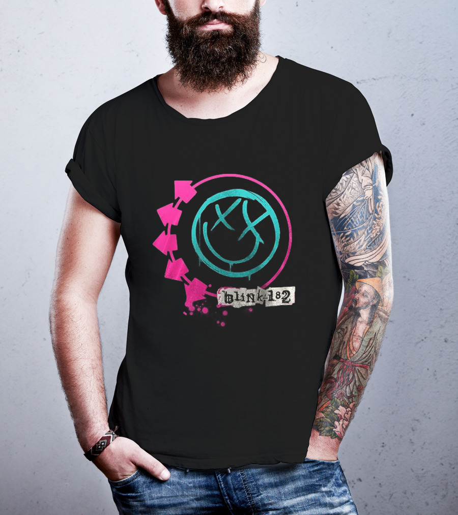 Blink 182 34th Anniversary Thank You For The Memories Band Signatures Iconic Smiley Logo Arrows T-Shirt