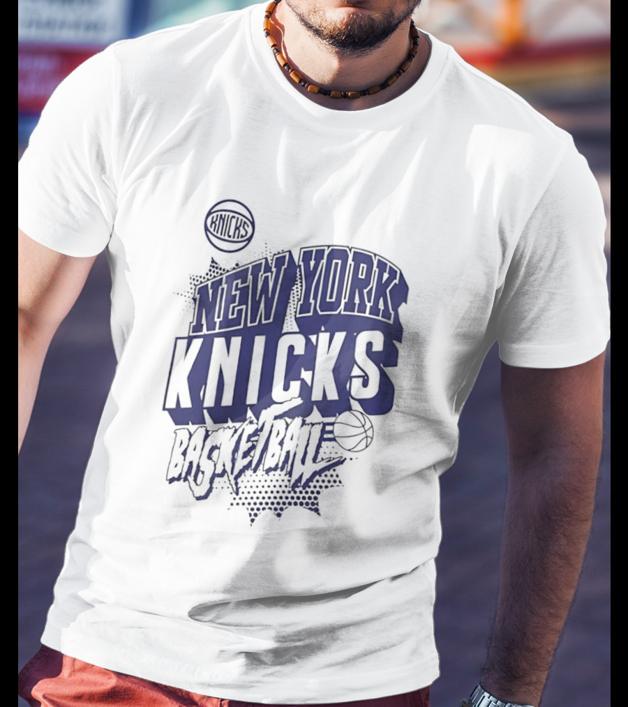 New York Knicks NBA Basketball Team Official Merchandise T-Shirt