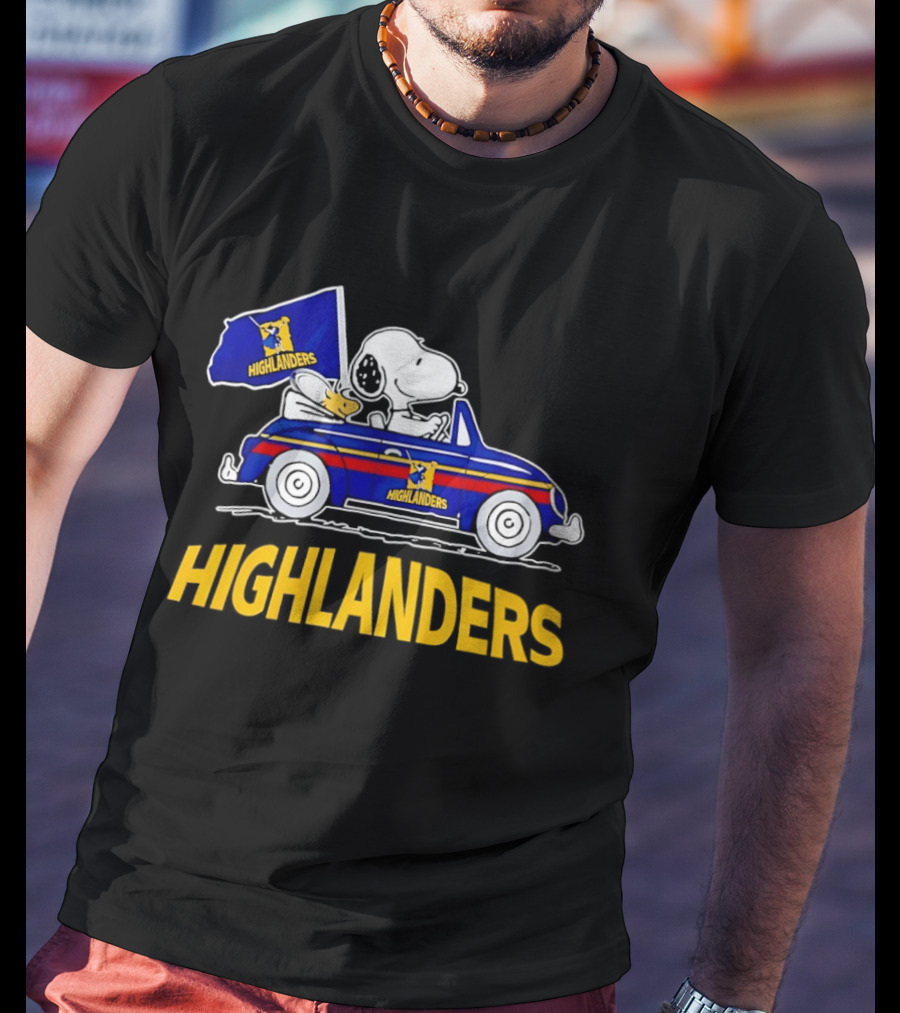 Snoopy And Woodstock Driving Car Cheering Highlanders Rugby T-Shirt