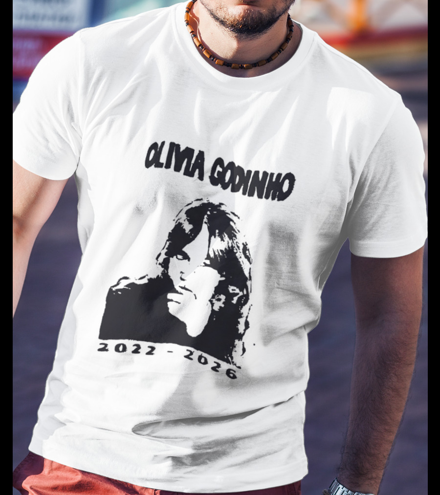 Olivia Godinho 2022 2026 T-Shirt