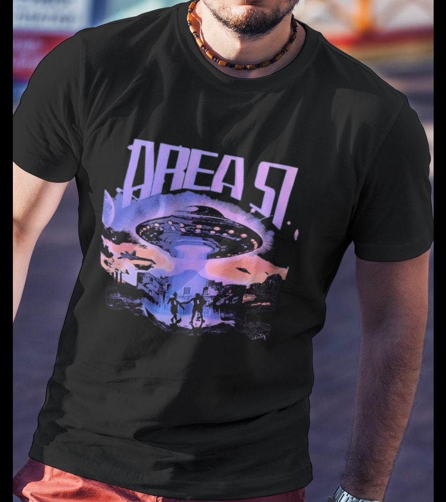 Area 51 UFO Extraterrestrial Invasion Scene T-Shirt