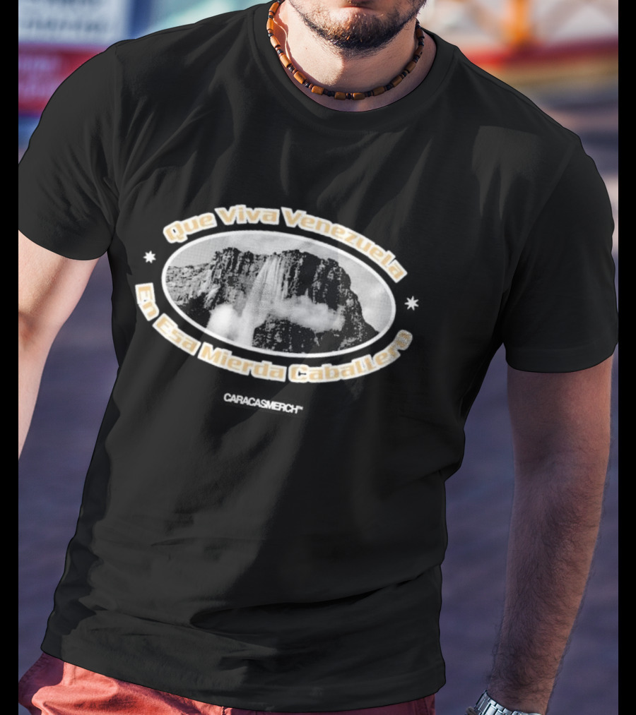 Que Viva Venezuela En Esa Mierda Caballero Black Boxy T-Shirt