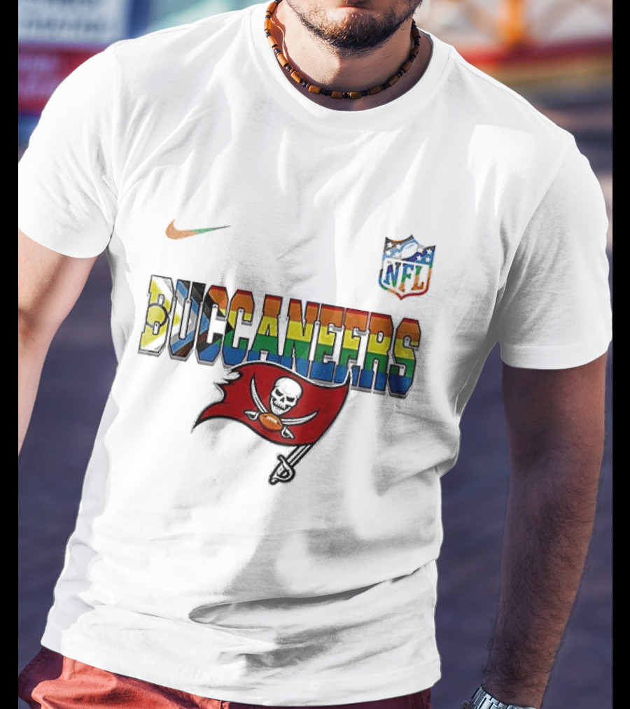 Tampa Bay Buccaneers Pride Peanuts Snoopy Collaboration Nike NFL T-Shirt