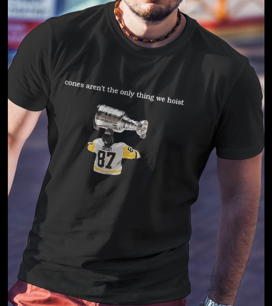 Pittsburgh Penguins Stanley Cup Hoist 87 Crosby Victory T-Shirt