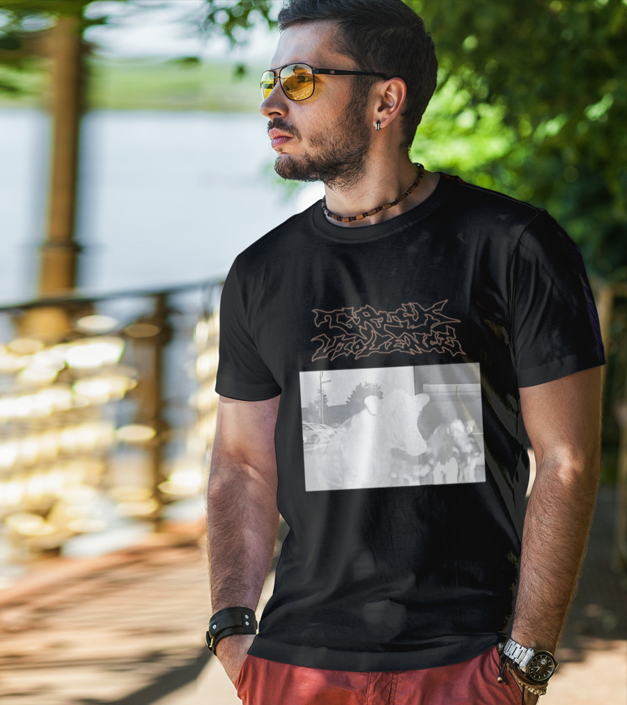 Truck Stop Violence Cow Photo Retro Style Casual Wear T-Shirt