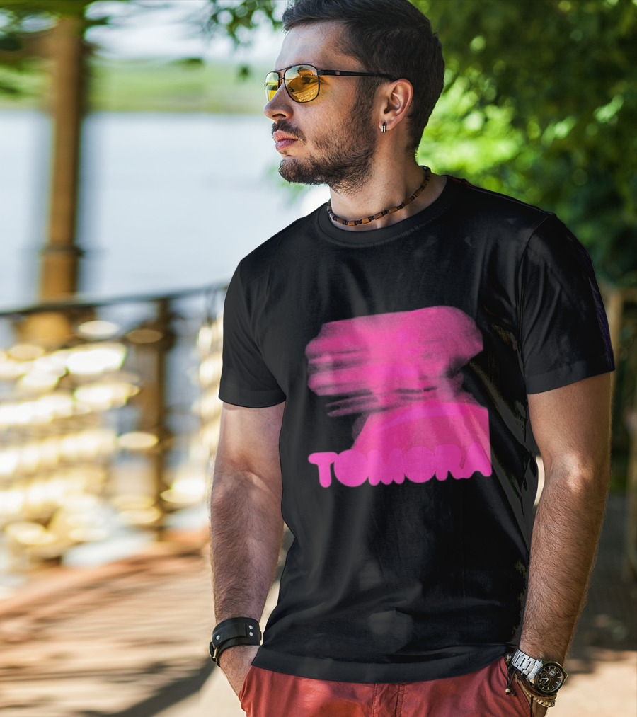 TOMORA Pink Blurred Portrait Friendly Companion T-Shirt