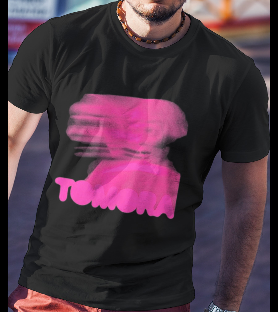 TOMORA Pink Blurred Portrait Friendly Companion T-Shirt