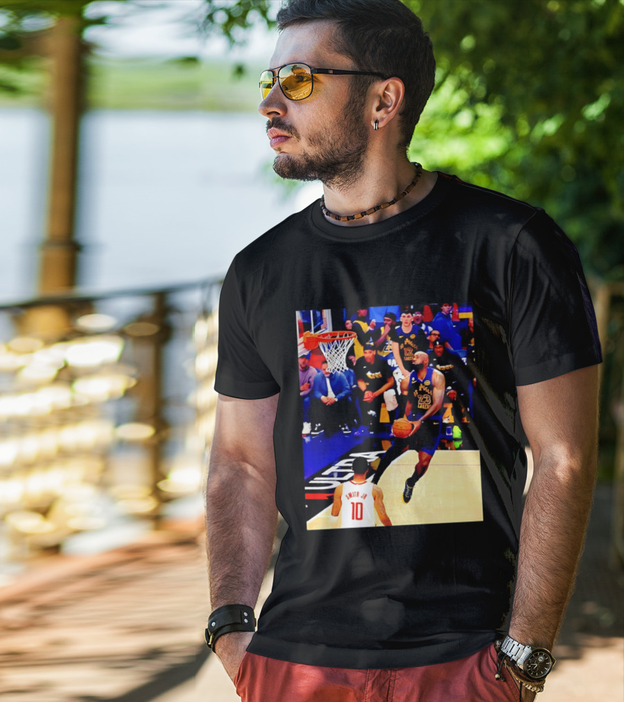 LeBron James Los Angeles Lakers Dunking Action Photo T-Shirt