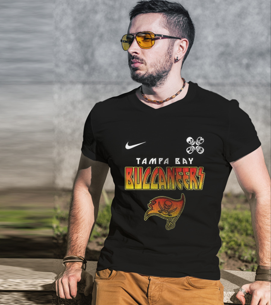 Tampa Bay Buccaneers Rock And Roll All Nite Abbey Road T-Shirt