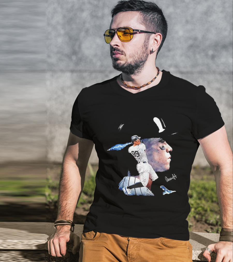 Aaron Judge New York Yankees Baseball Comic Art Jersey Number 99 T-Shirt