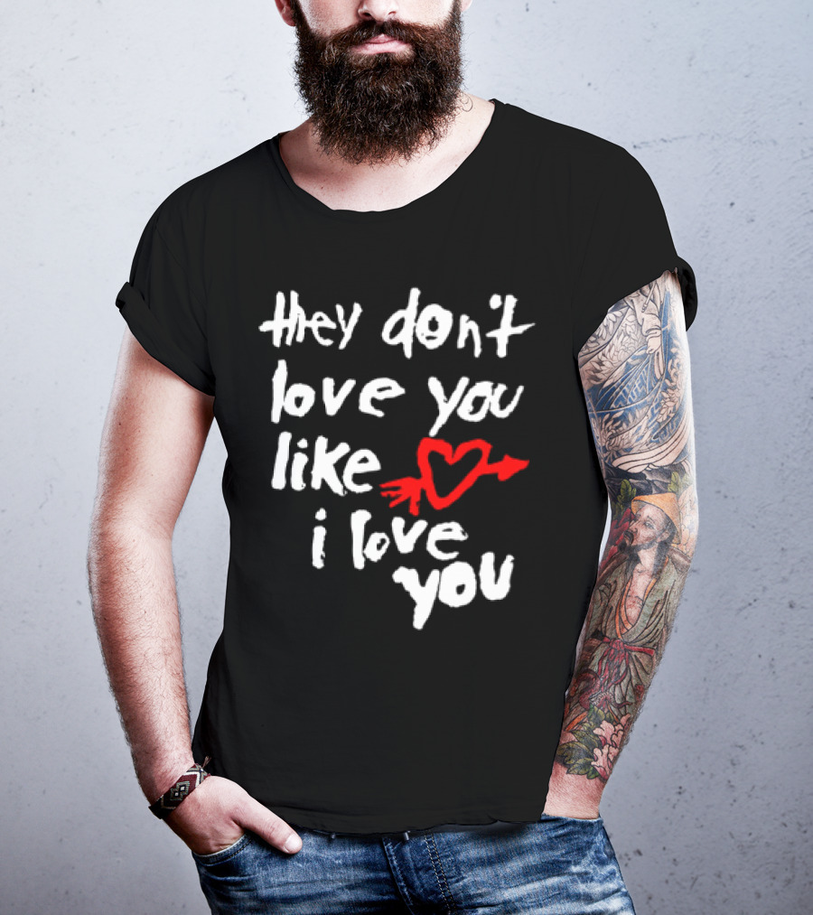 Yeah Yeah Yeahs They Don't Love You Like I Love You Red Heart Arrow T-Shirt