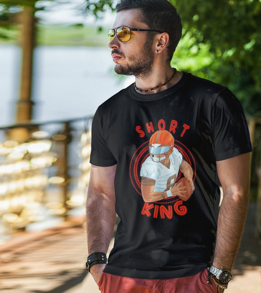 Cleveland Browns Short King Football Player Fan Favorite T-Shirt