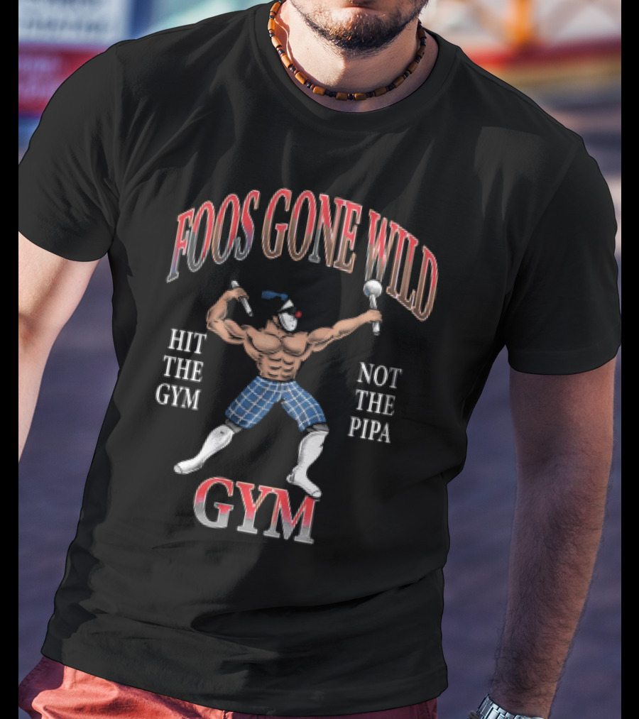 Foos Gone Wild Hit The Gym Not The Pipa Gym Bodybuilder Clown Motif T-Shirt